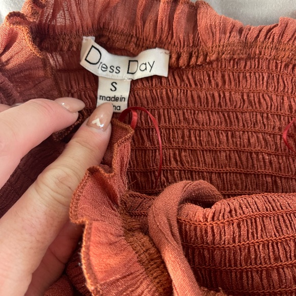 Day Dress rust coloured short 2 piece size small - Picture 4 of 4